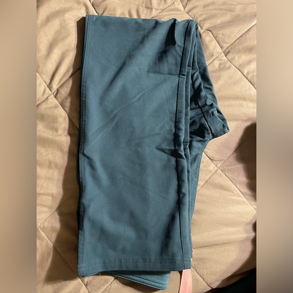 Figs sets available in multiple colors! - Picture 11 of 13